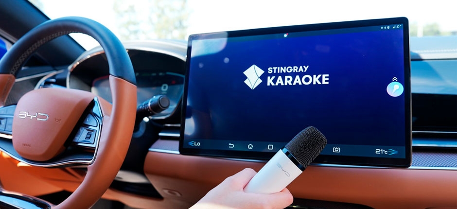 BYD ASSINA ACORDO GLOBAL PARA LEVAR APLICATIVO DE KARAOKÊ AOS VEÍCULOS DA MARCA