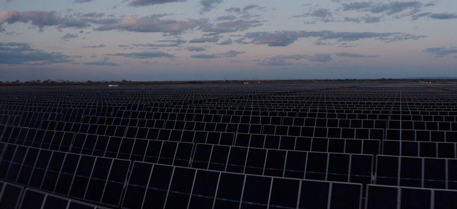 COMPLEXO-DE-ENERGIA-SOLAR-SOL-DO-CERRADO-ATINGE-CAPACIDADE-MAXIMA
