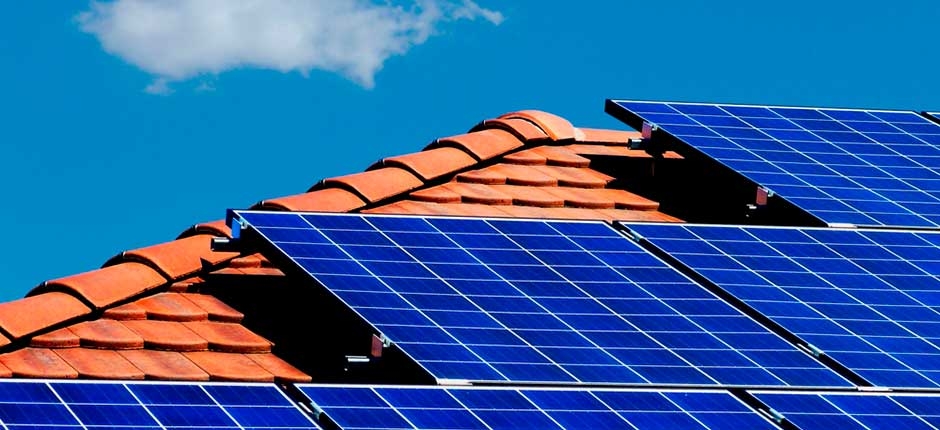 ENERGIA-SOLAR-LIDERA-INVESTIMENTOS-EM-TRANSICAO-ENERGETICA-NO-BRASIL