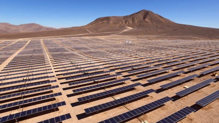 ENERGIA SOLAR PODE LEVAR CHUVA E VEGETAÇÃO AO DESERTO DO SAARA