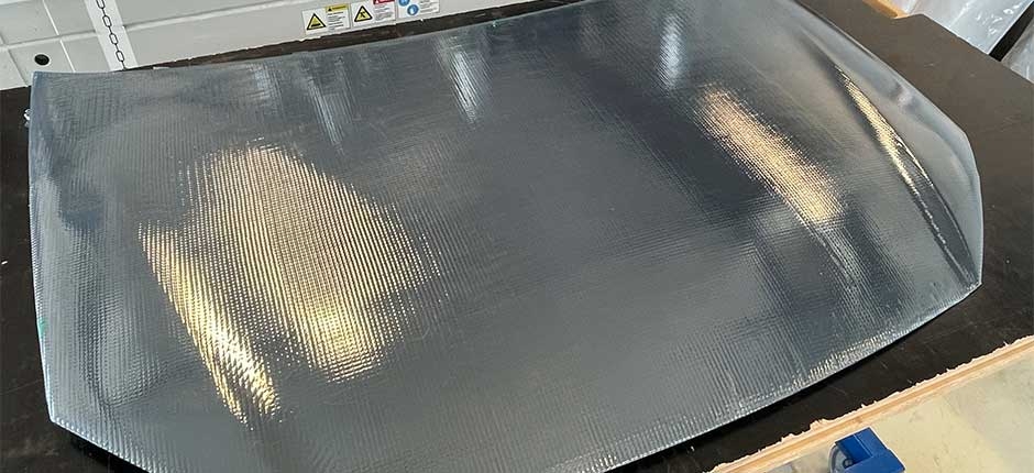 TECNOLOGIA-PERMITE-GERACAO-DE-ENERGIA-SOLAR-EM-CAPO-DE-QUALQUER-CARRO