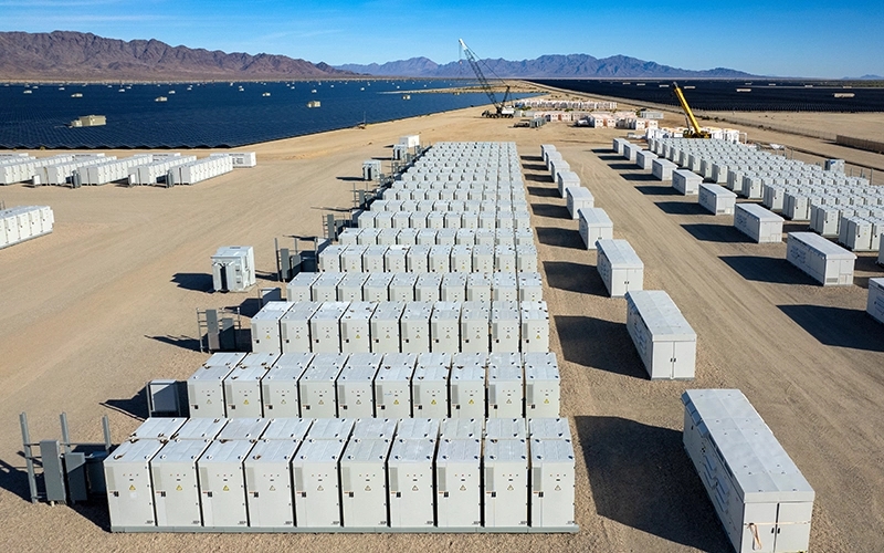 Sistema BESS para estabilização da rede de distribuição na Namíbia