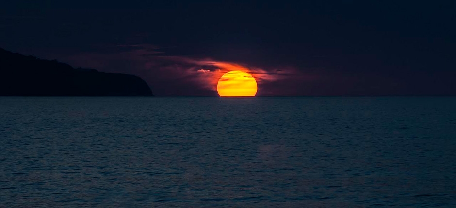 PESQUISADORES-DESENVOLVEM-EQUIPAMENTO-QUE-PRODUZ-ENERGIA-SOLAR-DURANTE-A-NOITE