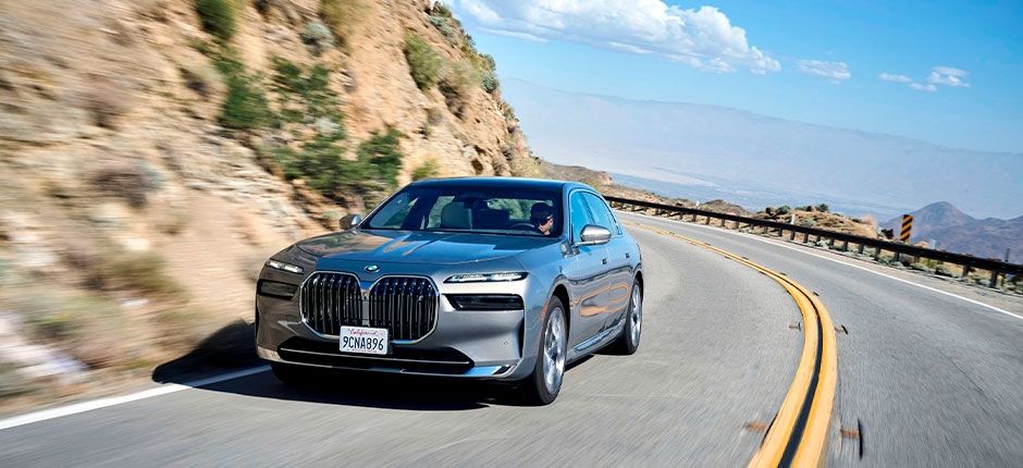 BMW-TEM-CRESCIMENTO-DE-107-NAS-VENDAS-DE-CARROS-ELETRICOS-EM-2022